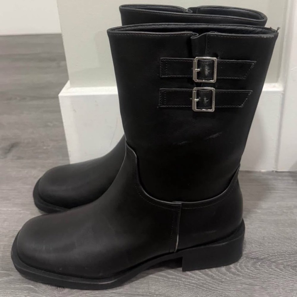 PacSun Black Women's Winter Boots with Buckles